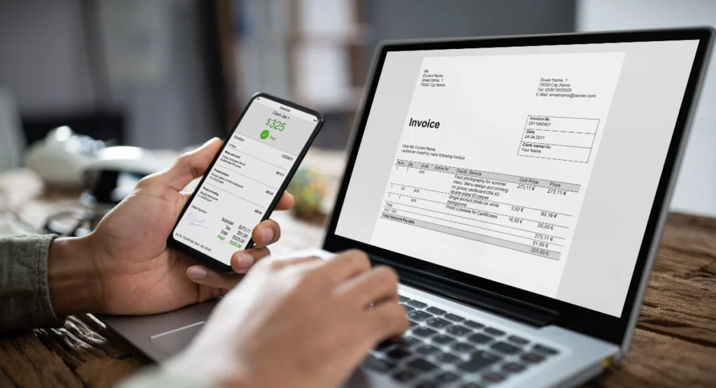 Miten Käytän Visma Laskutusohjelmaa Tehokkaasti Yrityksessäni 1 henkilo tyoskentelee tietokoneella laskutusohjelman aaressa