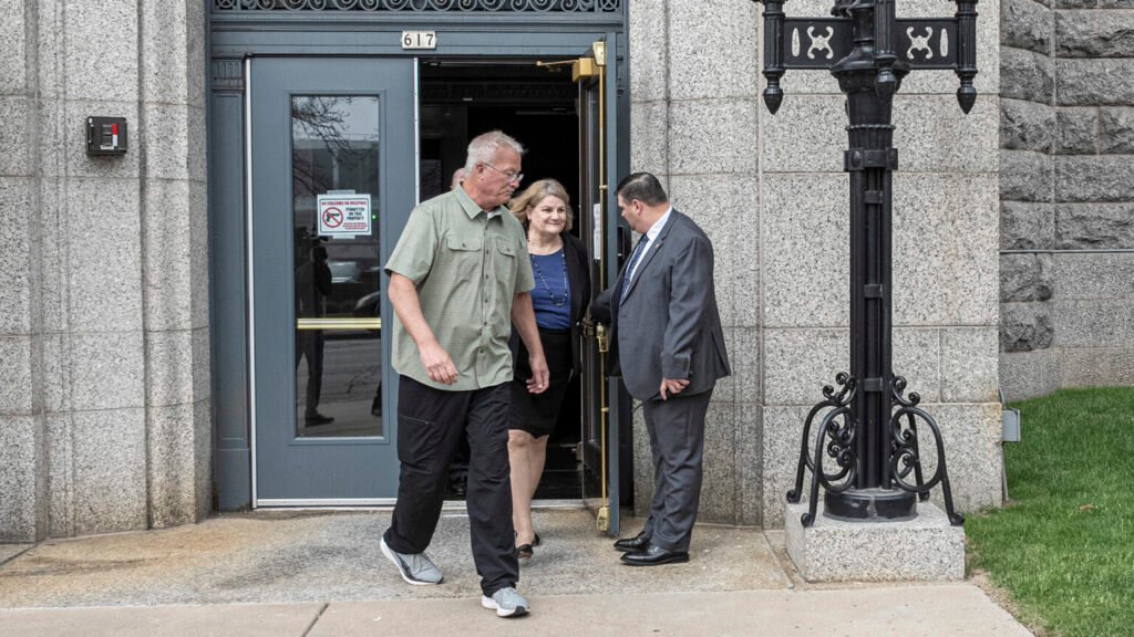 Miten Haen Avioeroa Suomessa Askeleet ja Vaatimukset Selitettynä 3 Miten Haen Avioeroa Suomessa Askeleet ja Vaatimukset Selitettynä