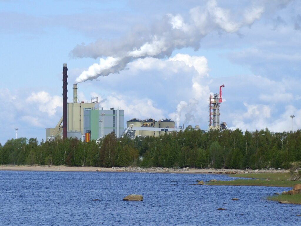 Mitä Työmahdollisuuksia Kemi Tarjoaa Eri Toimialoilla